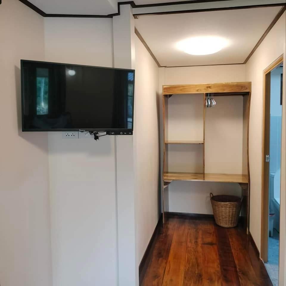 Walk In Homestay Ko Kut エクステリア 写真