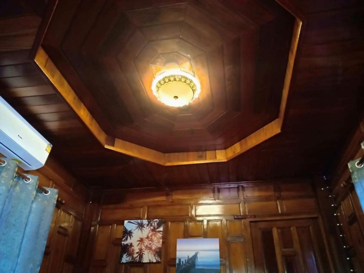Walk In Homestay Ko Kut エクステリア 写真
